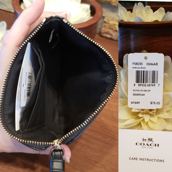 NEW Coach Signature Zip Wristlet - Picture 3 of 5